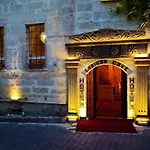 Larissa Cave Hotel