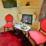 Hotel Larissa Cave 2*