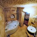 Larissa Cave 2*