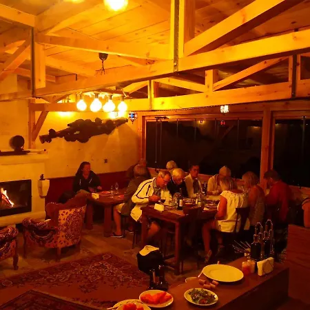 Hotel Larissa Cave