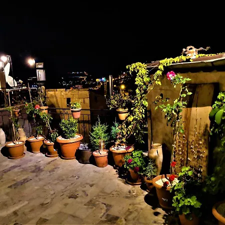 Hotel Larissa Cave