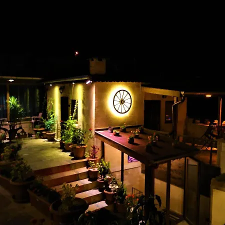 Larissa Cave Hotel