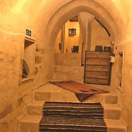 Larissa Cave 3* Nevşehir