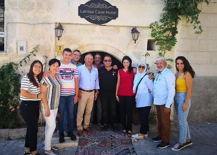 Larissa Cave Hotel 2*