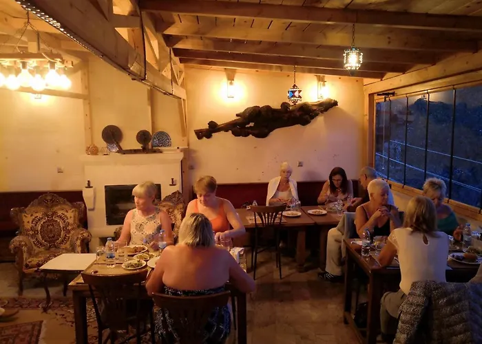 מלון Larissa Cave נבשהיר