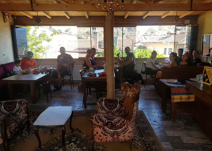 Larissa Cave Nevşehir