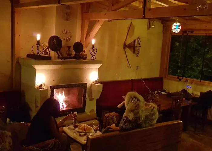 מלון Larissa Cave נבשהיר